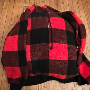 Red and Black comfy and soft hoodie!!!😍😍